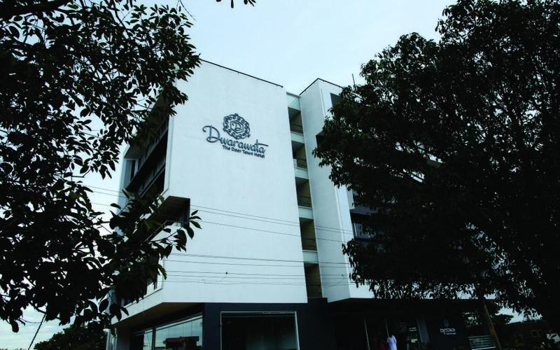 דהרוואד Hotel Dwarawata מראה חיצוני תמונה